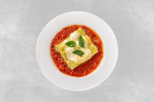 Cannelloni con Spinaci's logo